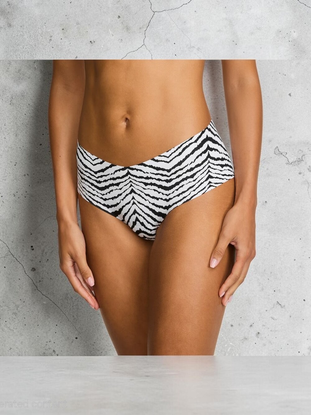 Victoria's Secret Black and White Zebra No Show Cheeky Panty Medium